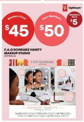 F.A.O Schwarz Vanity Makeup Studio